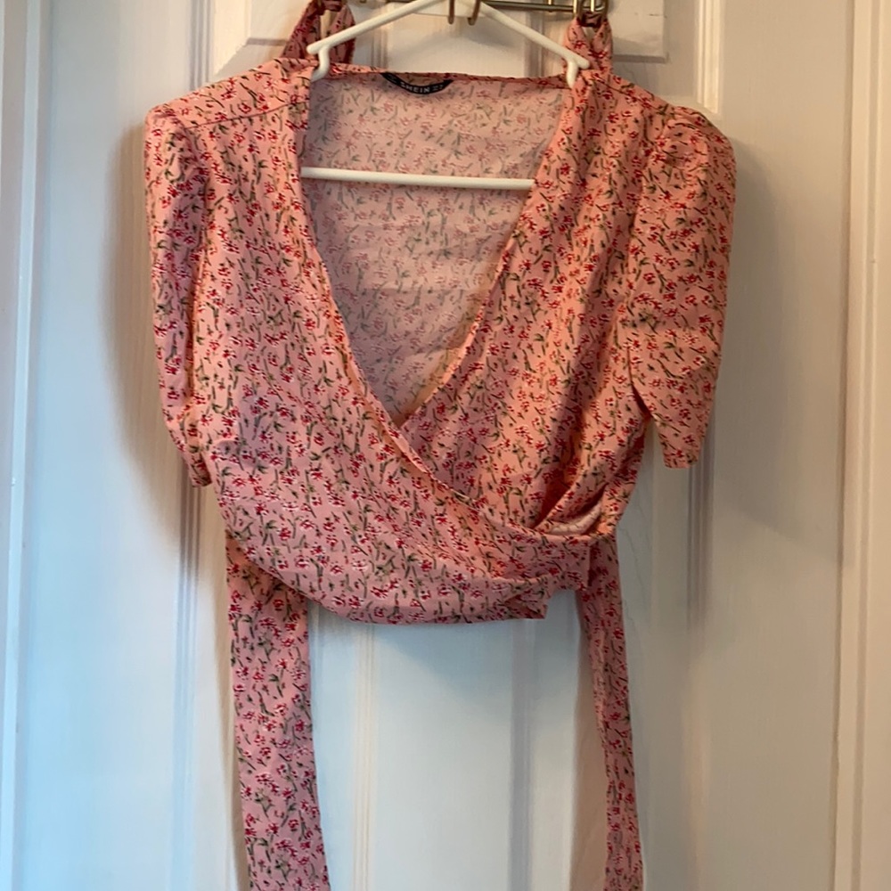 Wrap style crop top.
